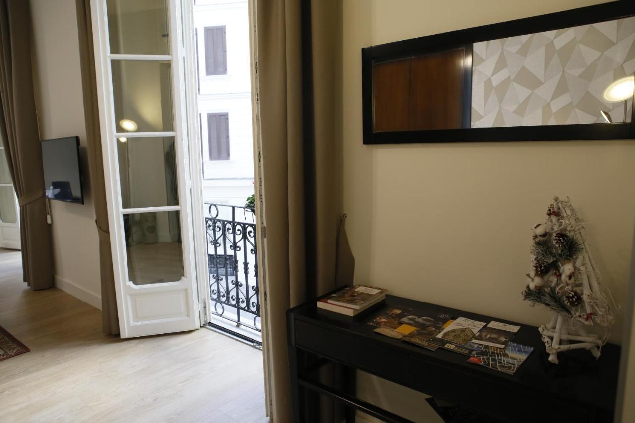 Napoli Mariana Luxury Apartment ภายนอก รูปภาพ